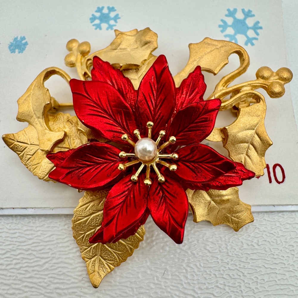 VINTAGE KENNETH COLE Poinsettia Brooch SIGNED Red Gold Pearl Christmas Festive